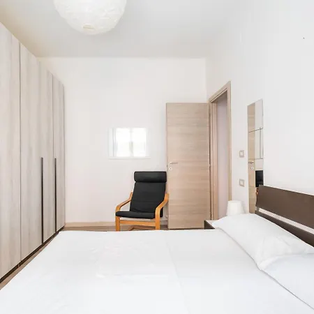 Apartament Porta Mascarella By Wonderful Italy *